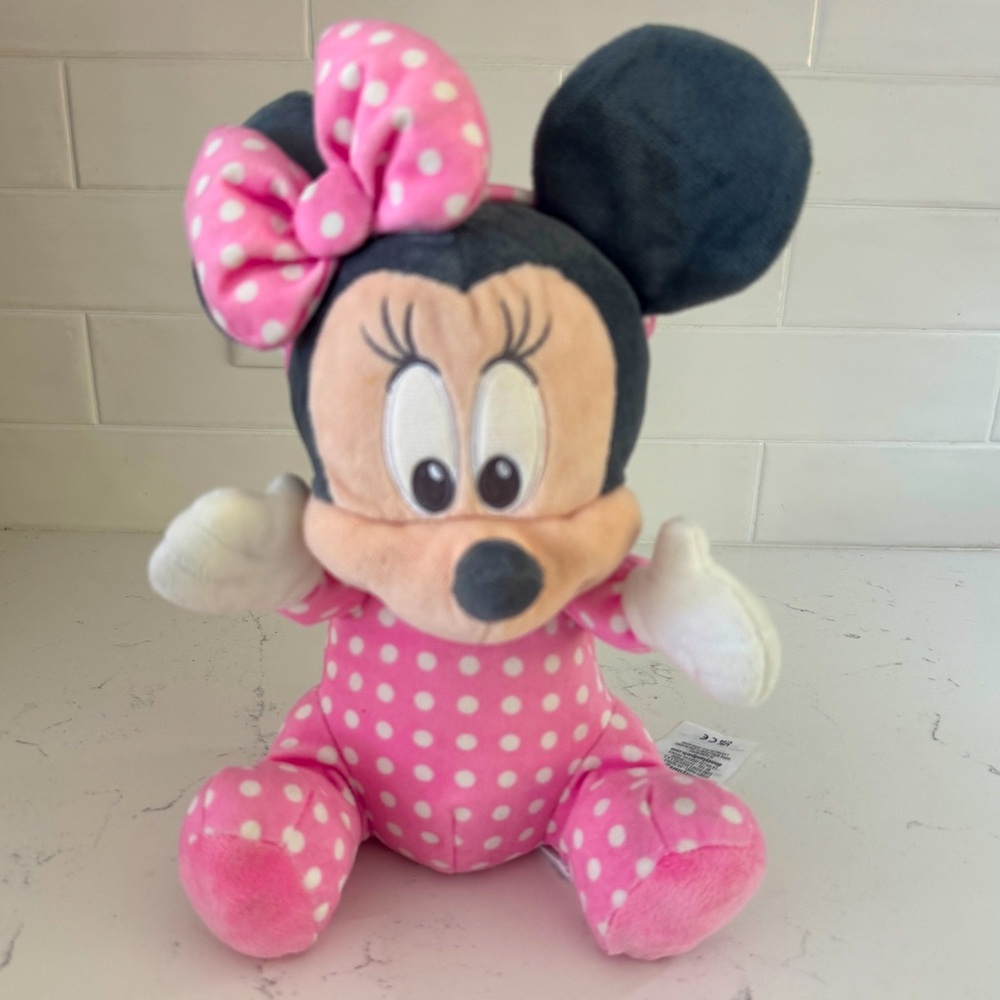 Disney Babies in Hooded Pouch Plush - Minnie Mouse - 10"